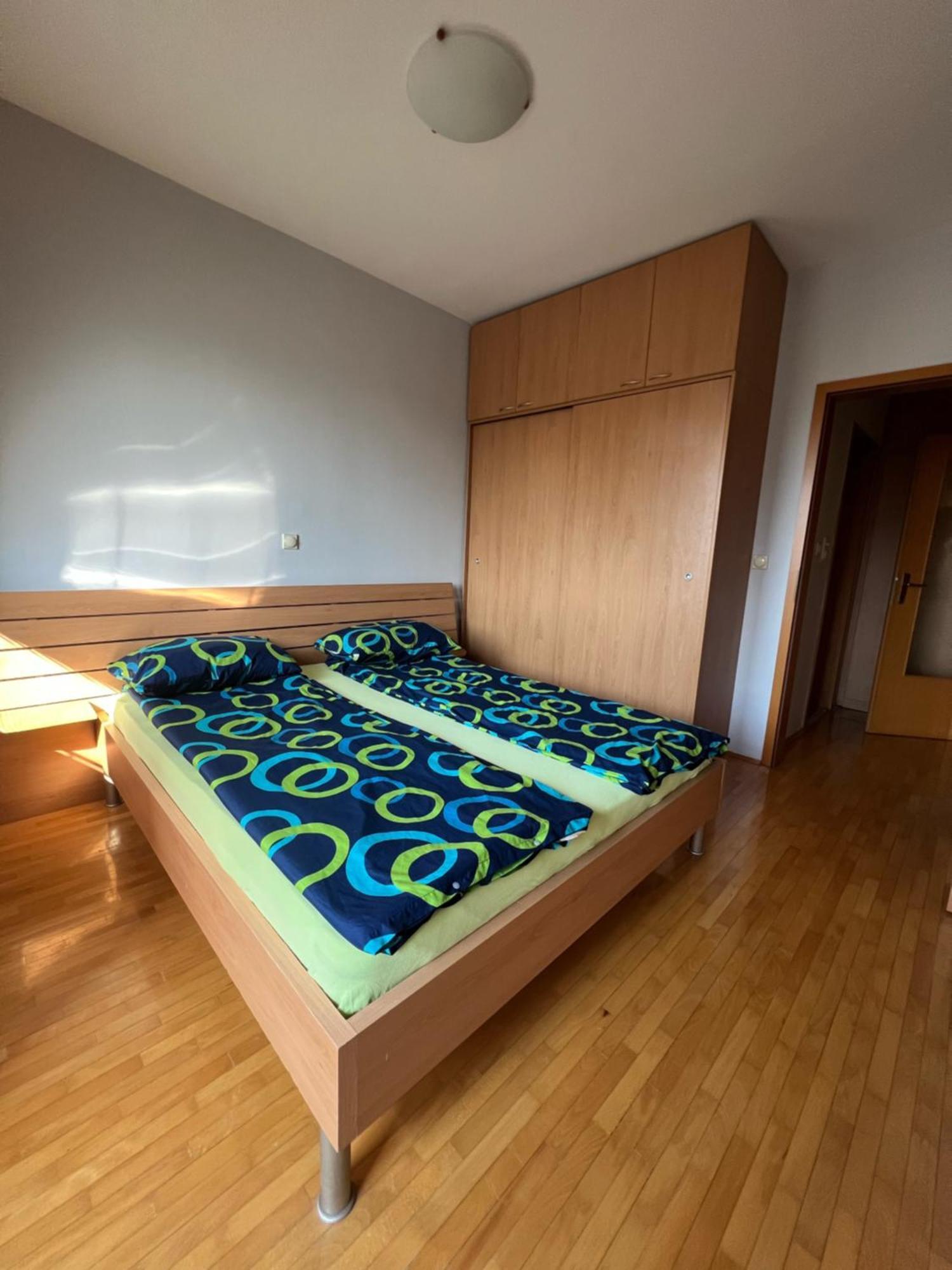 Cozy, Modern Apartment In The Center Of The City! Szkopje Kültér fotó