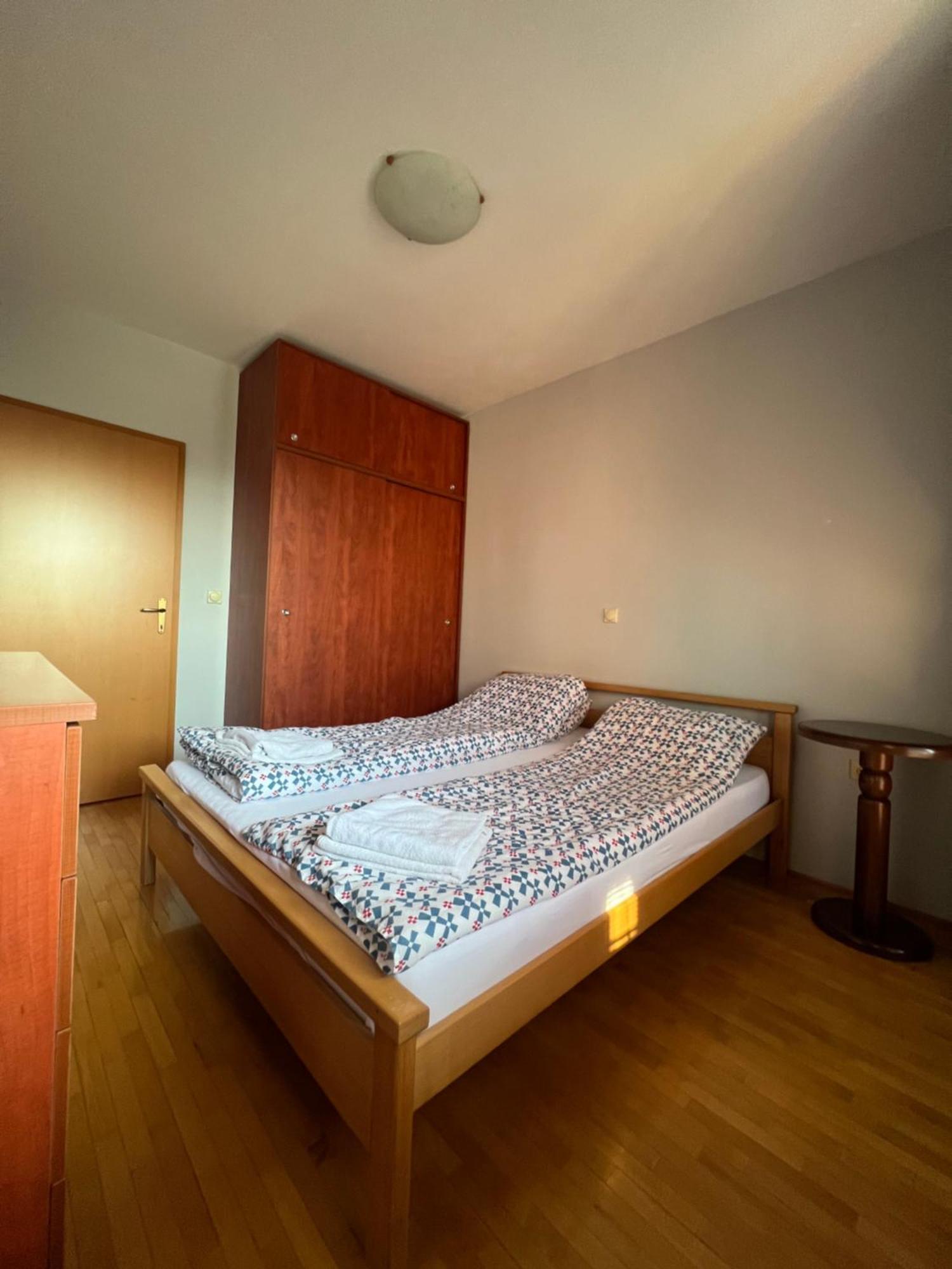 Cozy, Modern Apartment In The Center Of The City! Szkopje Kültér fotó