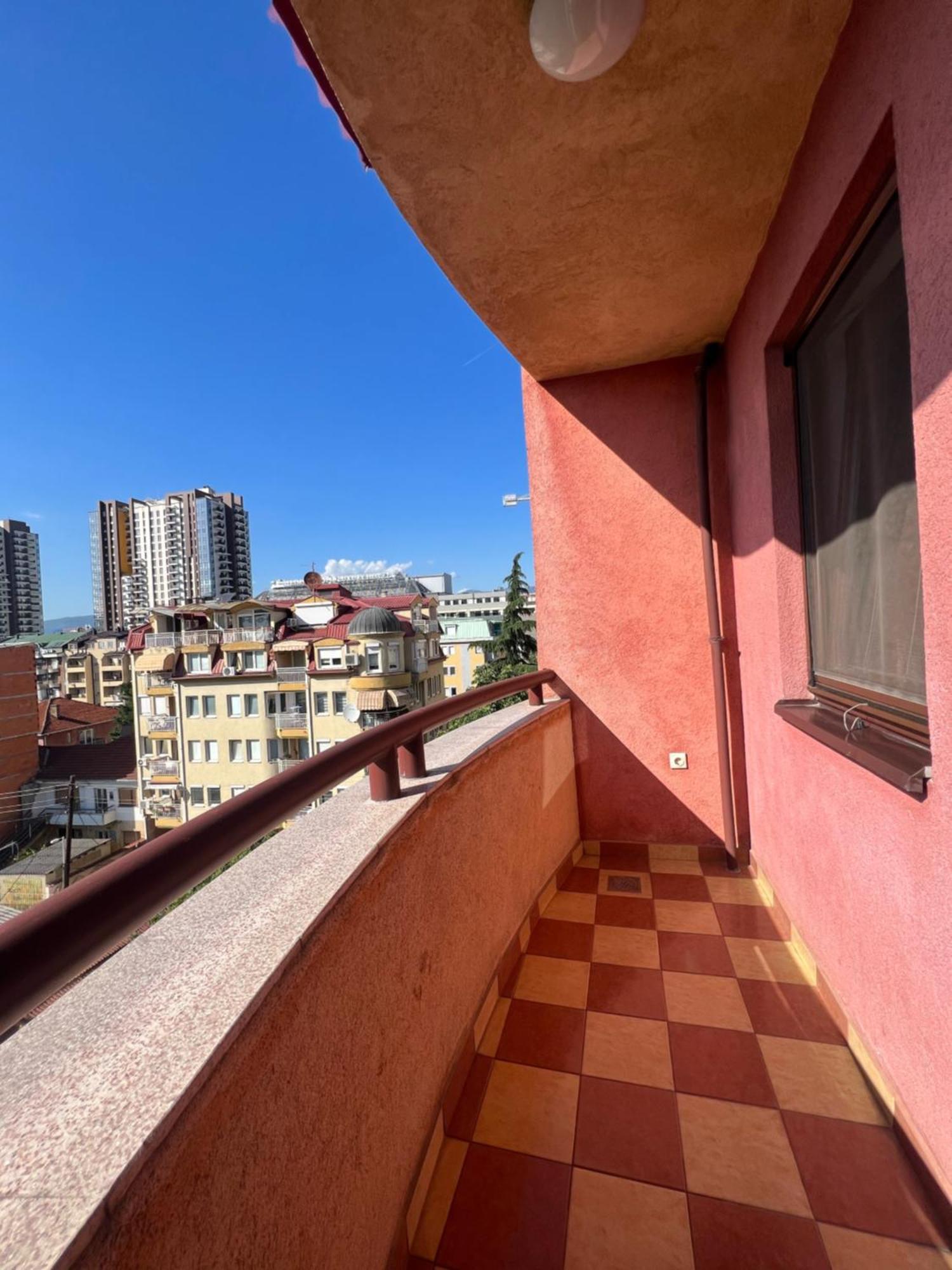 Cozy, Modern Apartment In The Center Of The City! Szkopje Kültér fotó